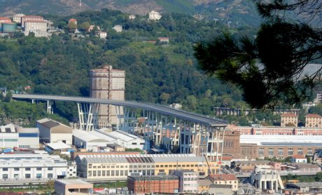 Στα 600 εκατ. ευρώ οι εκτιμώμενες ασφαλιστικές αποζημιώσεις για τη γέφυρα στη Γένοβα