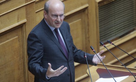 Τι δήλωσε ο Κ. Χατζηδάκης στην Βουλή για τη διασύνδεση των POS των επιχειρήσεων με ταμειακές μηχανές