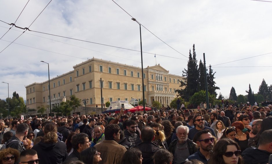 Σπύρος Καπράλος: Ποιον άραγε συμφέρουν τώρα οι εθνικές εκλογές;