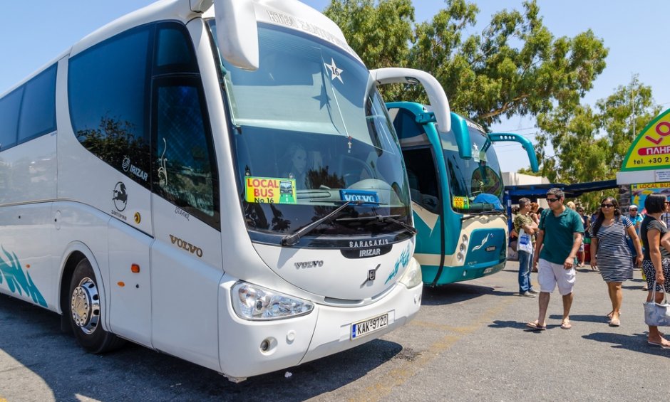 Έχουν και τα οχήματα δημόσιων συγκοινωνιών υποχρεώσεις σύμφωνα με τον ΚΟΚ!