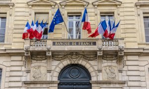 Ποιοι «πληρώνουν τα σπασμένα», Γαλλικές «αρκούδες» στις αγορές, η υψηλή αξιολόγηση της Eurobank και το υψηλό ενδιαφέρον για την Little Athens