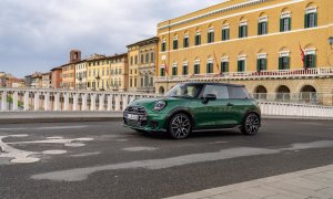 MINI Cooper S JCW: Δύναμη & ασφάλεια σε ένα πακέτο!