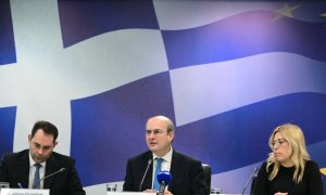 Tα δέκα μέτρα για τις τράπεζες που ανακοίνωσε ο Χατζηδάκης - Σε ισχύ από τα μέσα Ιανουαρίου