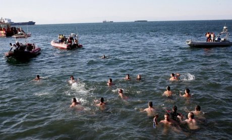 Ήθη και έθιμα της γιορτής των Θεοφανείων από όλη την Ελλάδα!