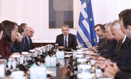 Κ. Μητσοτάκης: Θα αλλάξουν όσα δεν άλλαξαν εδώ και δεκαετίες - Σε «μοντέλο ΔΕΗ» η εξυγίανση του ΟΣΕ