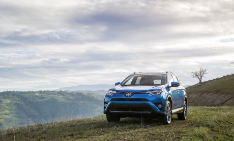 Ανανεώθηκε το Toyota RAV4