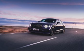 Test Drive στην Ισλανδία με μία "πράσινη" Bentley