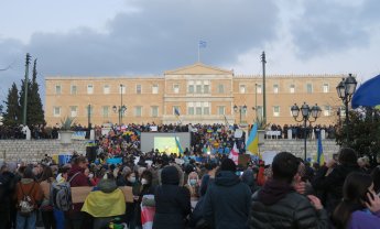 Αραρίσκοντας Ηλίας Προβόπουλος: Στο Σύνταγμα για την Ουκρανία